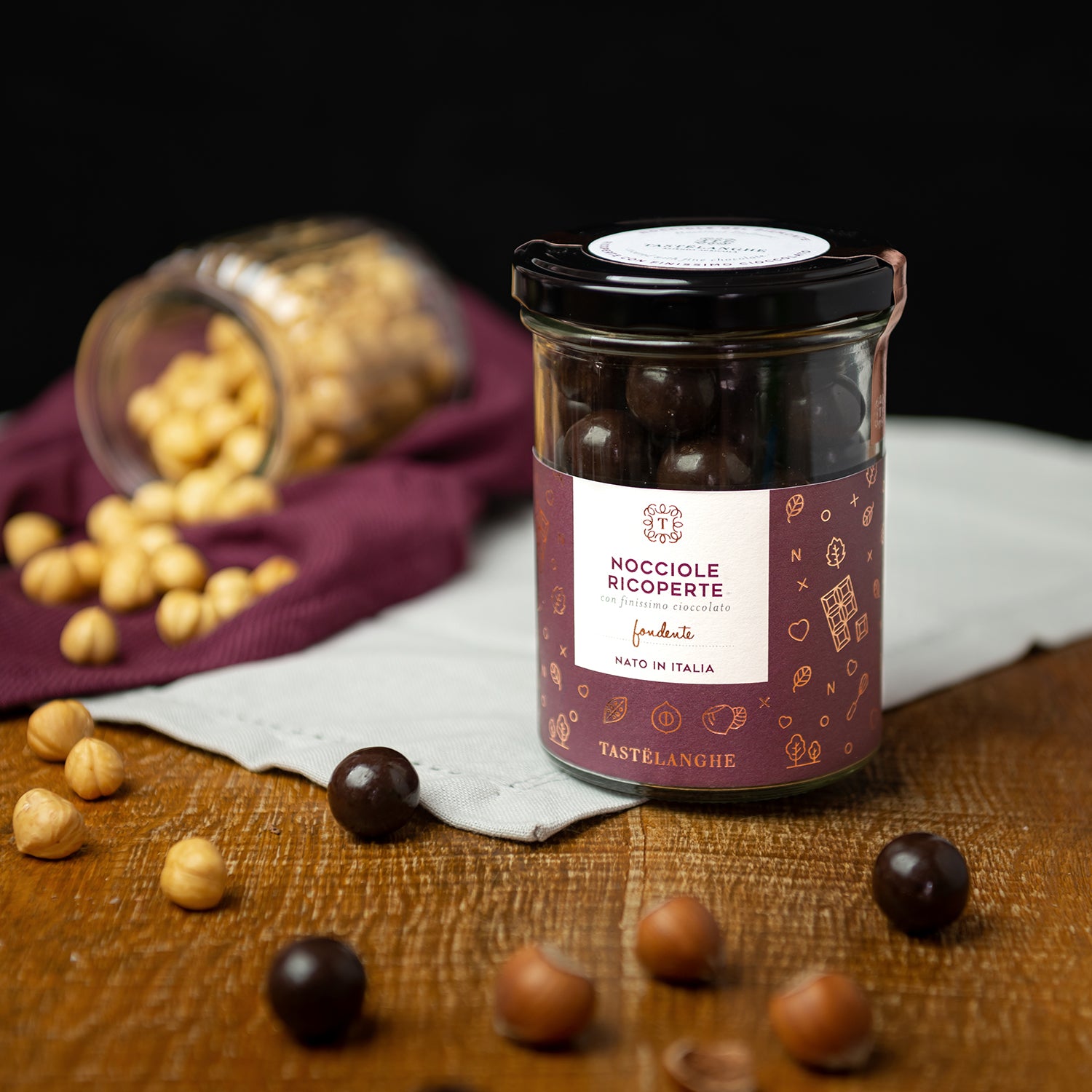 1 confezione di Nocciola Piemonte IGP "Tostata" ricoperta di ciocciolato (200g) - Tastëlanghe Azienda Agricola