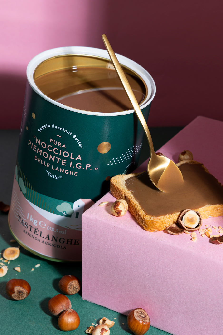 1 boîte de crème de noisettes Langhe IGP Piémont (1Kg)