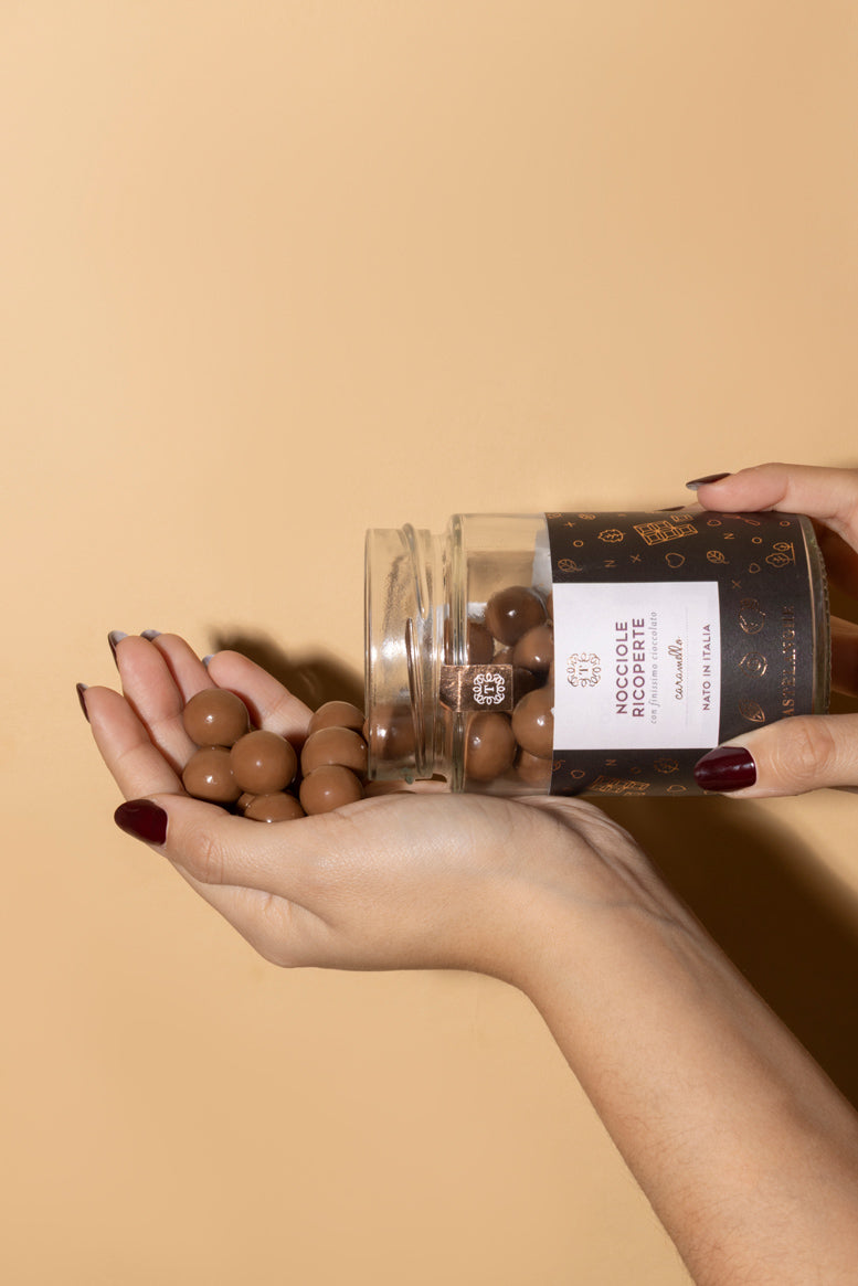 Piedmont PGI hazelnut covered with chocolate (200g)