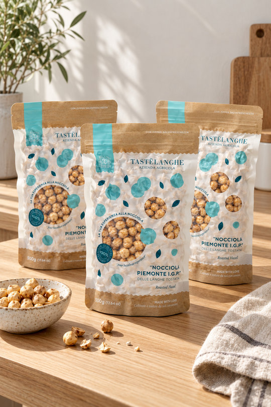 3 Confezioni da 500g di Nocciole Piemonte IGP "Tostate" — ambientazione fotografica 5