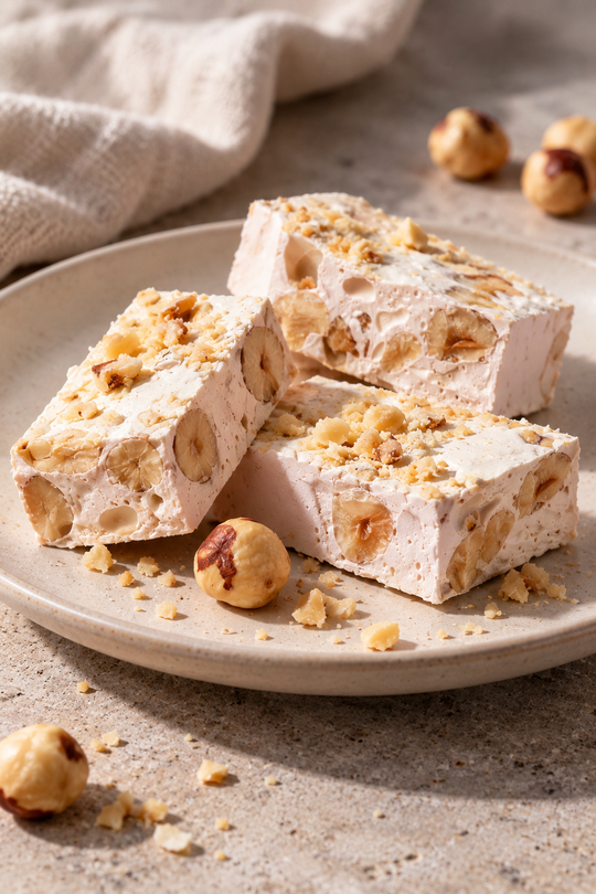 Torrone Friabile con Nocciola Piemonte IGP | 100g — ambientazione fotografica 4